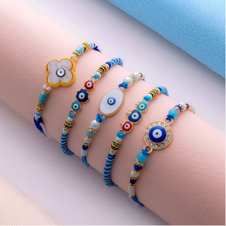 Unbreakable Bond Handcrafted Rakhi Set of 5